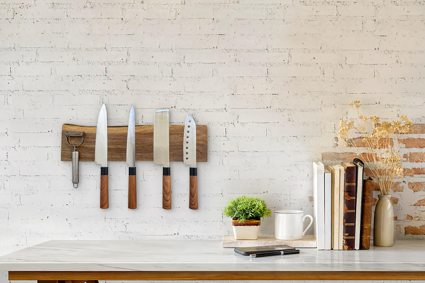 Live Edge Walnut Magnetic Knife Holder, 2–10 knives